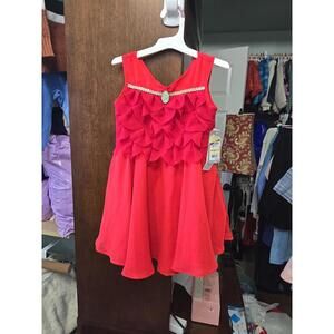 4t brand new princess moana dressed in the disney store.Item 296